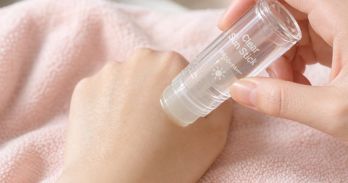 SPF over make-up aanbrengen: hoe werk je je zonbescherming overdag bij?